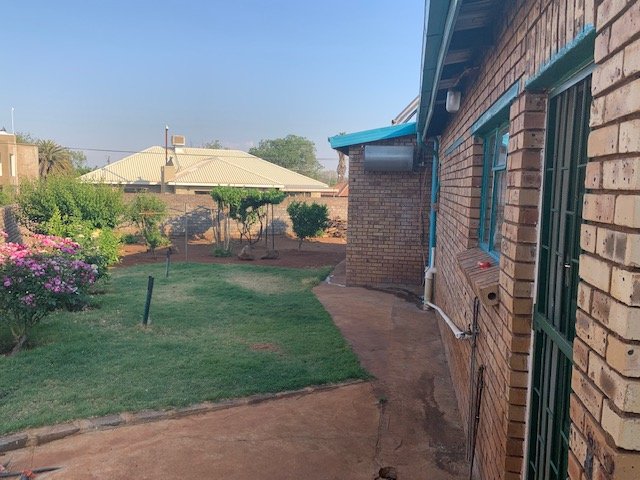 5 Bedroom Property for Sale in Kuruman Northern Cape